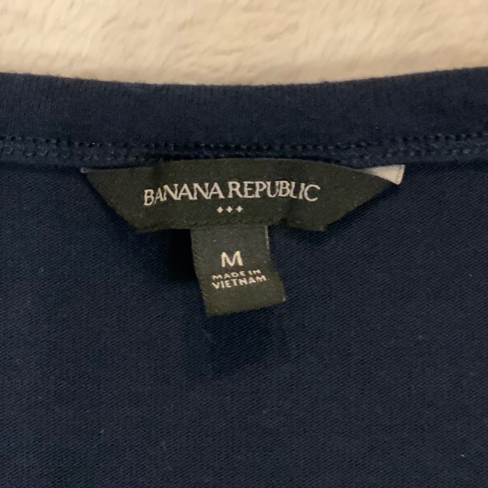 Banana Republic Blue M Henley Alpine Monochrome Minimalist Cottagecore Classic - Picture 4 of 6